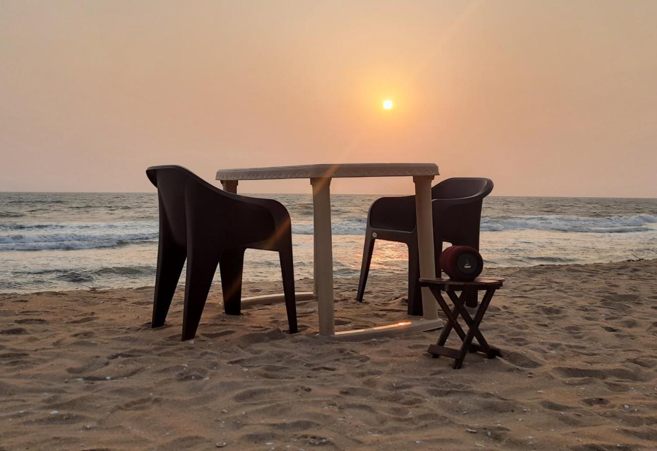 The Camp Club Beach Villa Payyannur Bagian luar foto