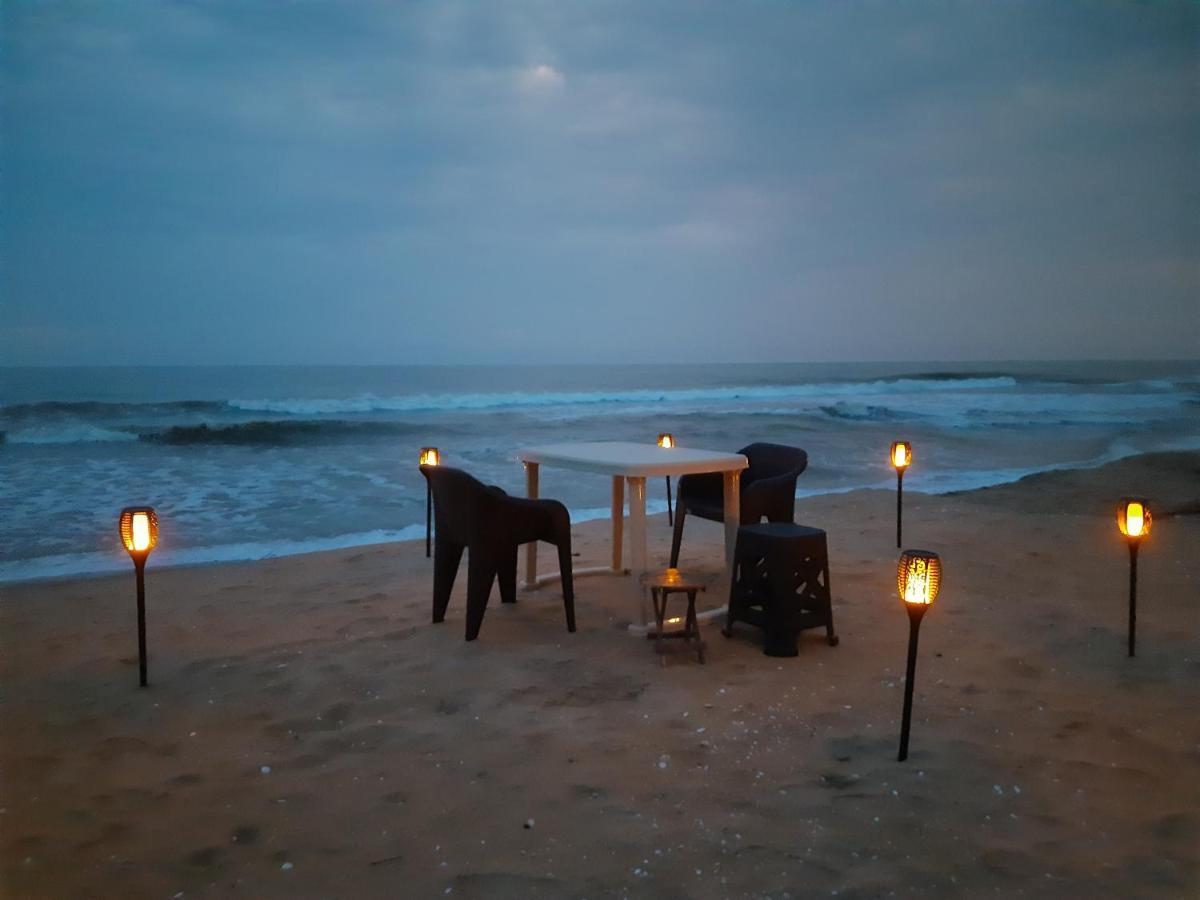 The Camp Club Beach Villa Payyannur Bagian luar foto